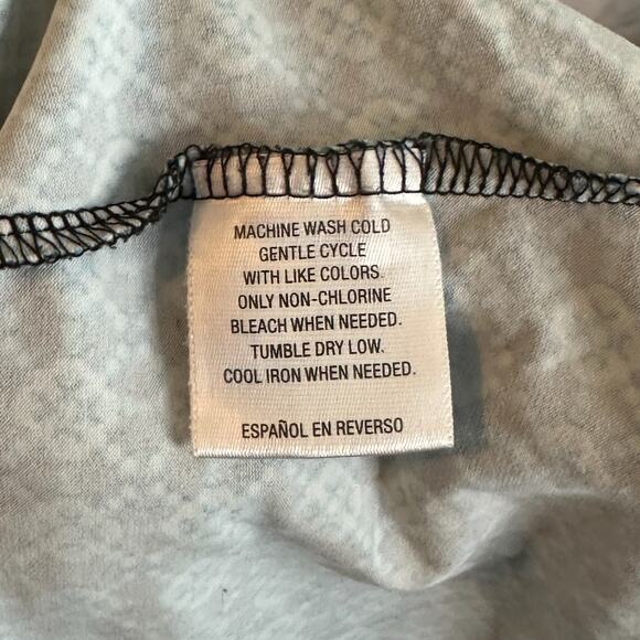 Charter Club Women’s Black and Teal Patterned Button Down, Large, Pre-owned - Picture 5 of 5